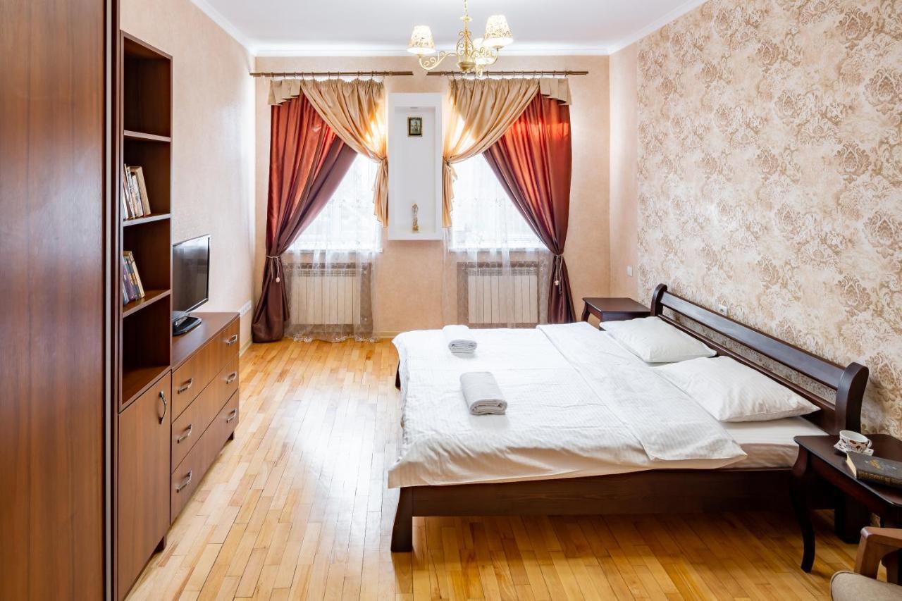 Lva Apartment Lviv Ngoại thất bức ảnh
